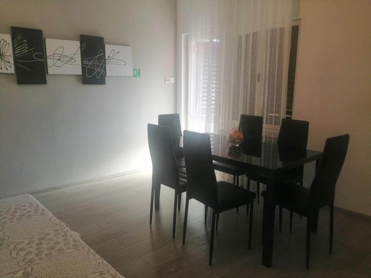 Apartment Vera, 80 M From The Sea Novigrad Istria Exteriér fotografie